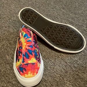 Sneakers never been worn